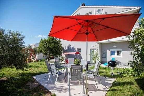 Apartments Cape Deluxe Ртина Екстер'єр фото