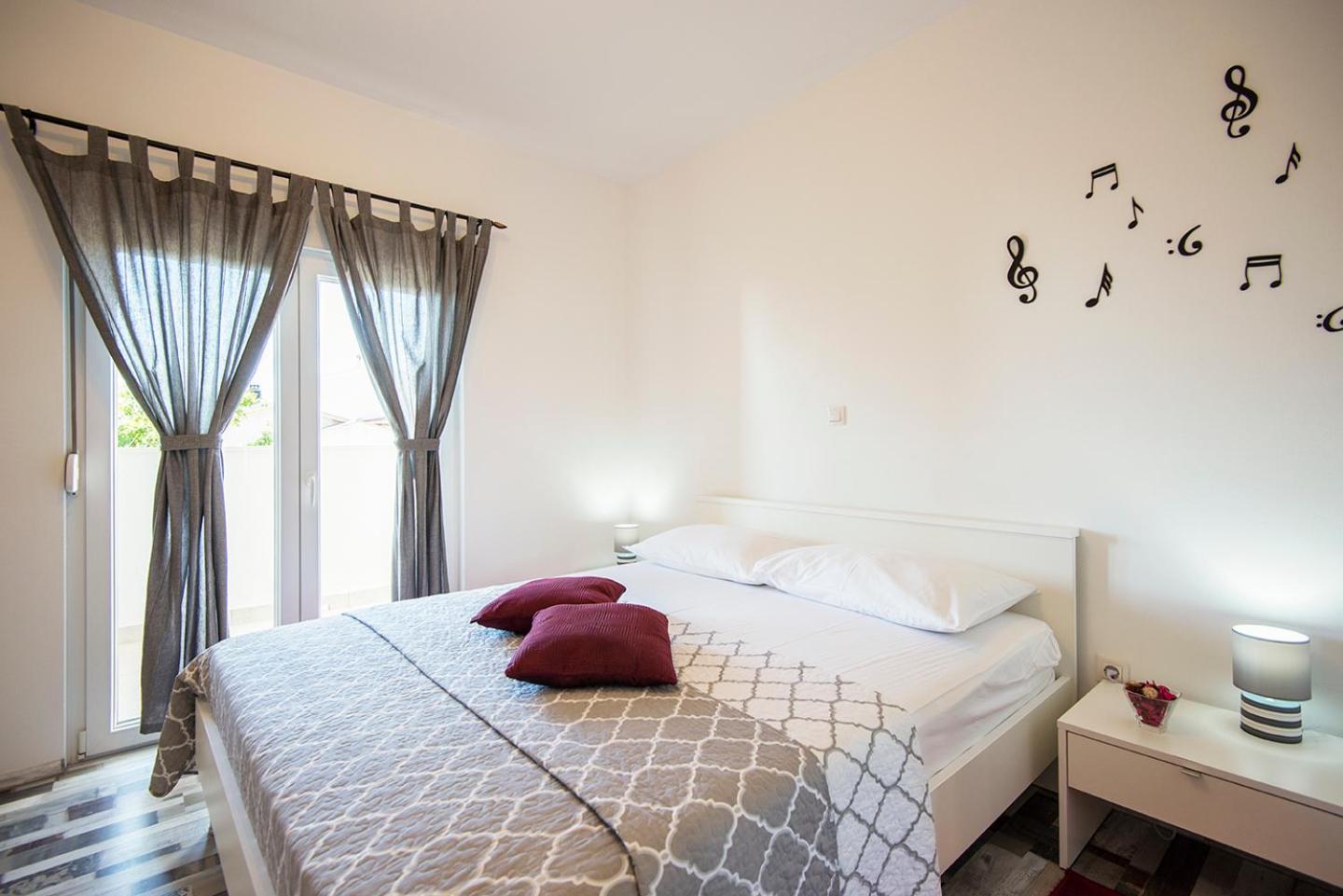Apartments Cape Deluxe Ртина Екстер'єр фото