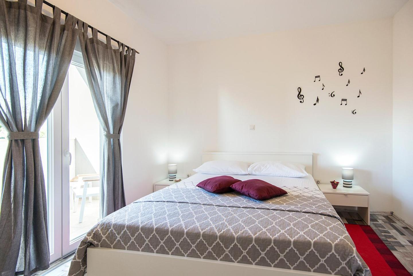 Apartments Cape Deluxe Ртина Екстер'єр фото
