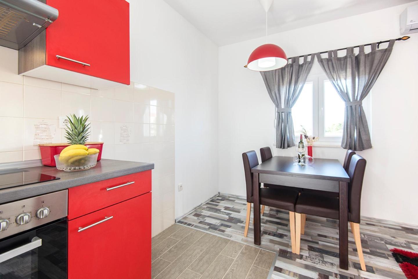 Apartments Cape Deluxe Ртина Екстер'єр фото