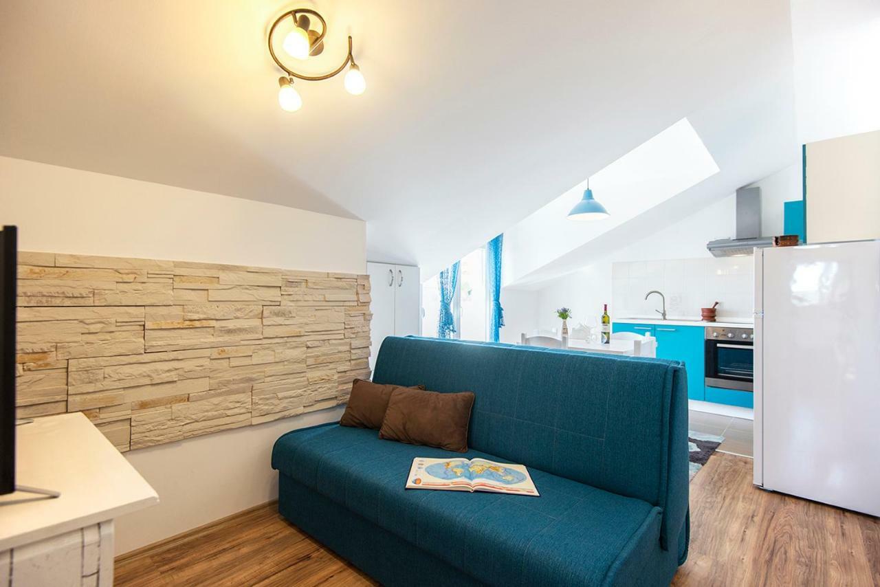 Apartments Cape Deluxe Ртина Екстер'єр фото