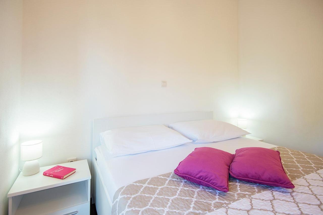 Apartments Cape Deluxe Ртина Екстер'єр фото